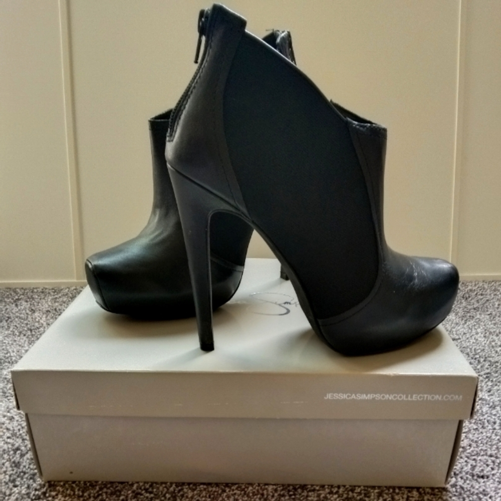 My babies need new homes. 😘